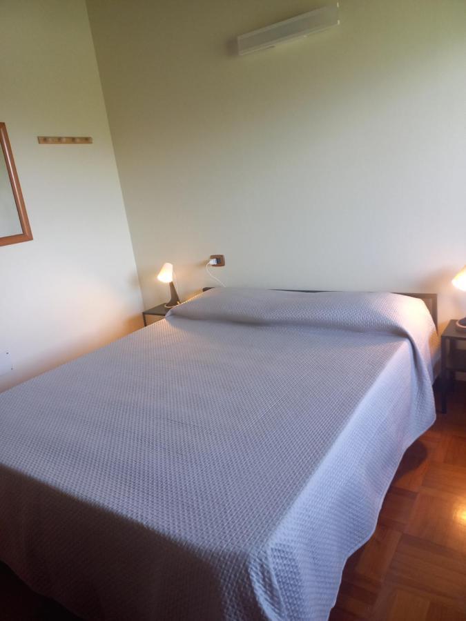 La Madonnina Bed & Breakfast Querceta Exterior foto